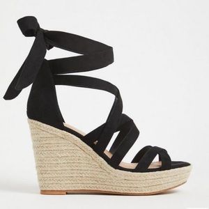 Ankle Wrap Platform Wedge (WW) New, No Tag